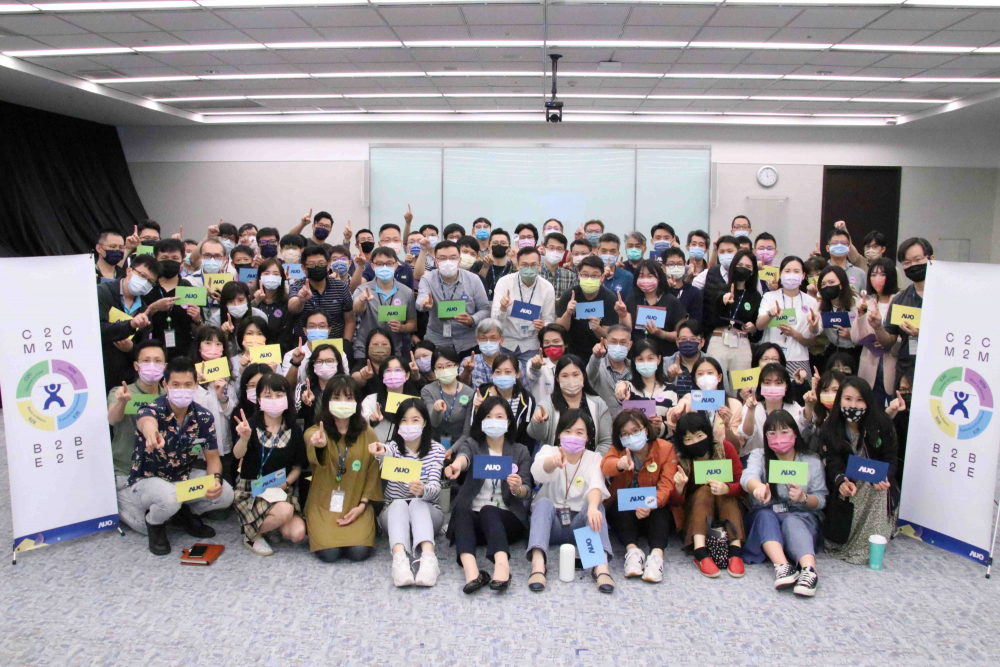 友達提供全球及集團輪調機會,支持同仁持續進修學習,致力為專業人才打造友善多元的職場環境